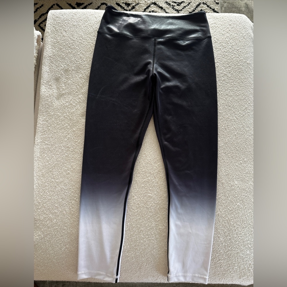 Zyia workout leggings